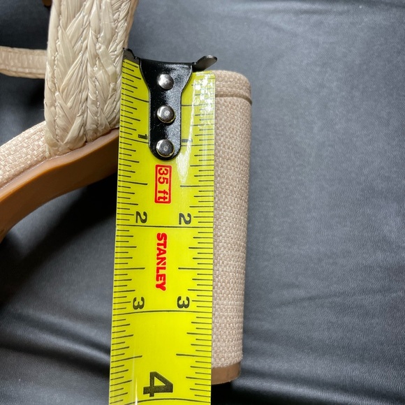 TOP Moda Beige Platform Sandals - Picture 3 of 4